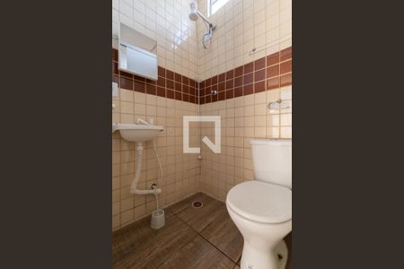 Banheiro de kitnet/studio para alugar com 1 quarto, 20m² em Cangaiba, São Paulo