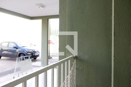 Sala de apartamento para alugar com 2 quartos, 52m² em Vila Santa Claudina, Vinhedo