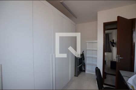 Quarto 1 de apartamento para alugar com 2 quartos, 47m² em Campo Grande, Rio de Janeiro