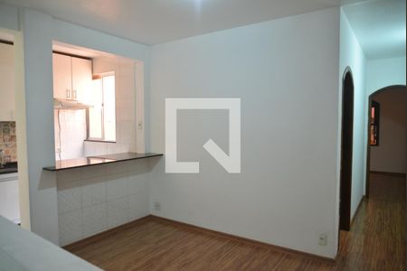 Sala de casa para alugar com 5 quartos, 184m² em Jardim Ipanema, Santo André