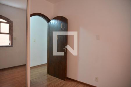 Quarto de casa para alugar com 5 quartos, 184m² em Jardim Ipanema, Santo André