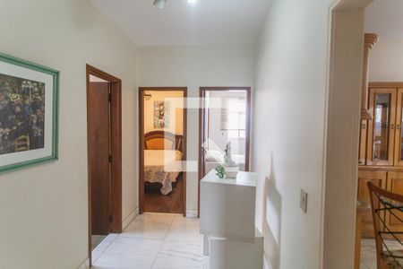 Corredor de apartamento à venda com 4 quartos, 140m² em Grajaú, Belo Horizonte