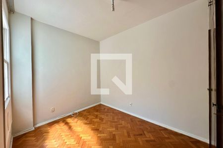 Quarto 02 de apartamento à venda com 2 quartos, 55m² em Catete, Rio de Janeiro