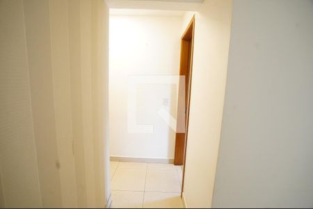 Corredor de apartamento para alugar com 3 quartos, 86m² em Nova Suiça, Goiânia