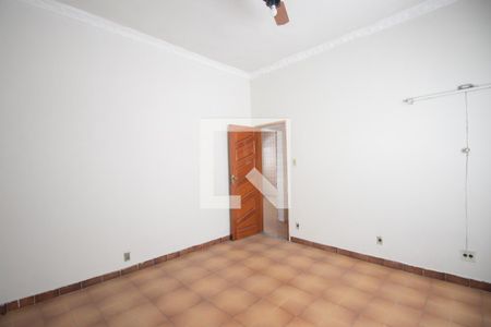 Quarto 2 de casa para alugar com 2 quartos, 150m² em Centro, São Gonçalo