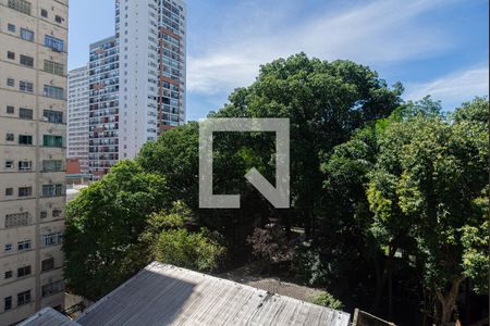 Vista da Sala/Quarto de apartamento para alugar com 1 quarto, 47m² em Consolação, São Paulo