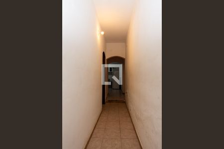 Corredor de casa à venda com 2 quartos, 253m² em Vila Rosalia, Guarulhos