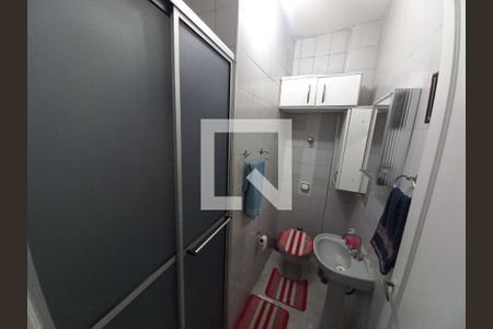 Banheiro de apartamento para alugar com 1 quarto, 40m² em Itararé, São Vicente