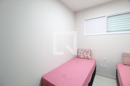 Quarto 1 de apartamento para alugar com 2 quartos, 44m² em Lagoinha, Uberlândia