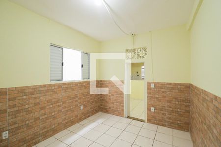 Quarto de casa para alugar com 1 quarto, 50m² em Jardim das Laranjeiras, São Paulo