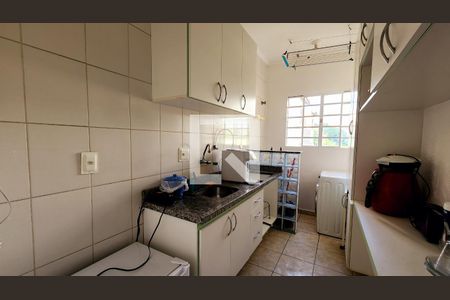 Cozinha e Área de Serviço de apartamento para alugar com 2 quartos, 46m² em Vila Nambi, Jundiaí