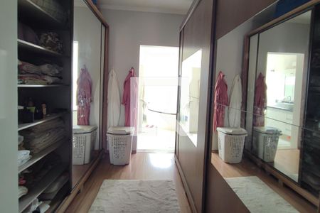 Closet Suíte de casa à venda com 4 quartos, 295m² em Cidade Jardim, Campinas