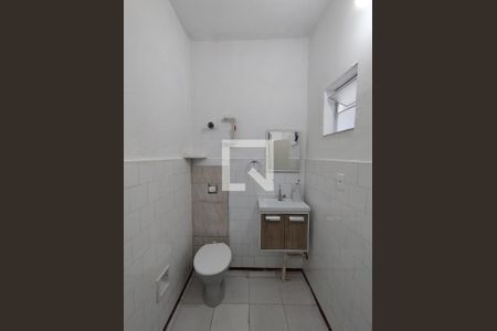 Banheiro - torneira de casa para alugar com 2 quartos, 75m² em Vila Moraes, São Paulo