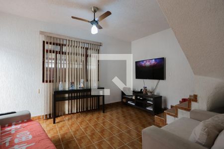 Sala de estar de casa à venda com 2 quartos, 60m² em Vila Amélia, São Paulo