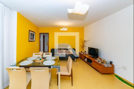 Sala de apartamento à venda com 3 quartos, 80m² em Nova Suíça, Belo Horizonte