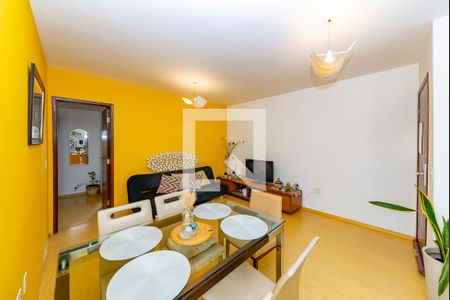 Sala de apartamento à venda com 3 quartos, 80m² em Nova Suíça, Belo Horizonte