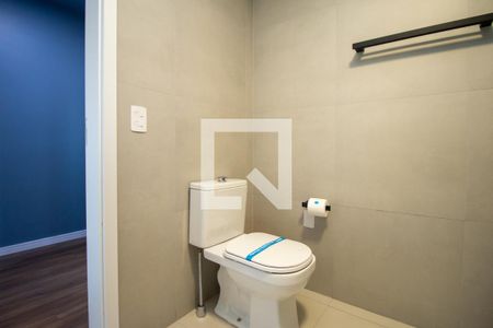 Banheiro de apartamento para alugar com 1 quarto, 31m² em Jardim das Acacias, São Paulo