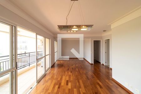 Sala de apartamento à venda com 3 quartos, 135m² em Vila Brandina, Campinas