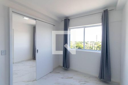 Suíte de apartamento para alugar com 1 quarto, 23m² em Capão Raso, Curitiba