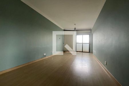 Sala de apartamento para alugar com 2 quartos, 67m² em Centro, Valinhos