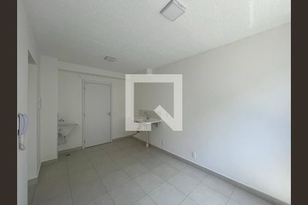 Sala/Cozinha/Área de Serviço de apartamento para alugar com 2 quartos, 37m² em Vila Nova Curuca, São Paulo