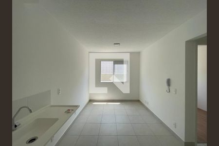 Sala/Cozinha/Área de Serviço de apartamento para alugar com 2 quartos, 37m² em Vila Nova Curuca, São Paulo