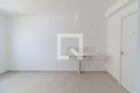 Sala/Cozinha de apartamento à venda com 2 quartos, 32m² em Jardim Celeste, São Paulo