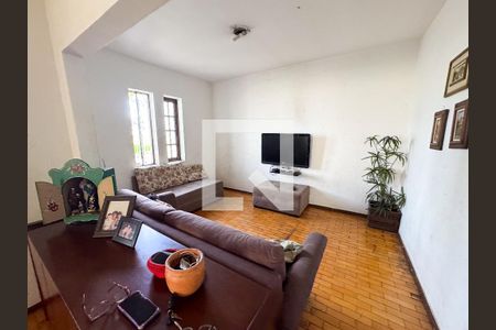 Sala de casa para alugar com 3 quartos, 132m² em Jardim Riacho das Pedras, Contagem