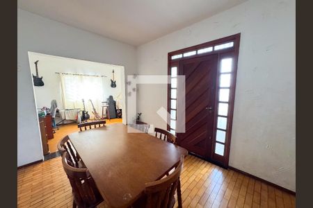 Sala de Jantar de casa para alugar com 3 quartos, 132m² em Jardim Riacho das Pedras, Contagem