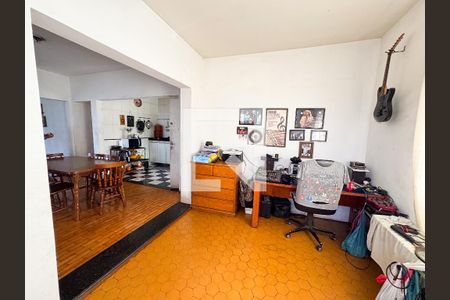 Sala de casa para alugar com 3 quartos, 132m² em Jardim Riacho das Pedras, Contagem