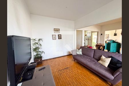 Sala de casa para alugar com 3 quartos, 132m² em Jardim Riacho das Pedras, Contagem