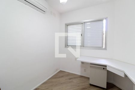 Quarto de apartamento à venda com 2 quartos, 52m² em Vila Olímpia, São Paulo