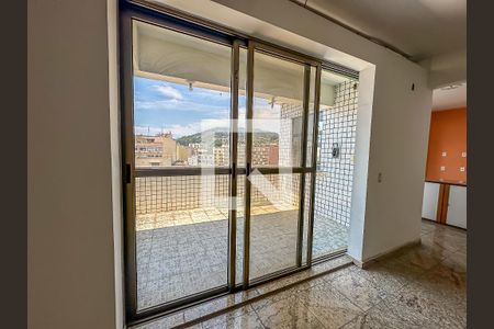 Sala de apartamento para alugar com 4 quartos, 180m² em Centro, Rio de Janeiro