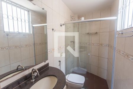 Banheiro da Suíte de apartamento para alugar com 3 quartos, 110m² em Palmares, Belo Horizonte