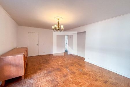 Sala de apartamento à venda com 3 quartos, 130m² em Cerqueira César, São Paulo