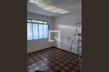 Casa à venda com 2 quartos, 125m² em Campestre, Santo André