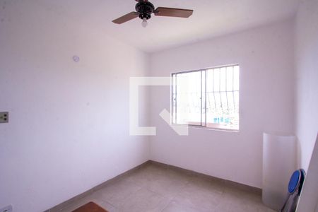 Quarto 2 de apartamento para alugar com 2 quartos, 83m² em Colubandê, São Gonçalo