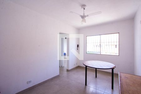 Sala de apartamento para alugar com 2 quartos, 83m² em Colubandê, São Gonçalo