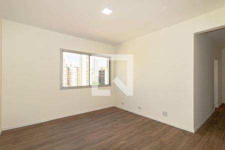 Sala de apartamento à venda com 3 quartos, 100m² em Vila Olímpia, São Paulo