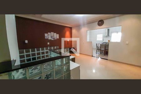 Casa para alugar com 3 quartos, 130m² em Padroeira, Osasco