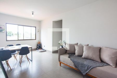 Sala de apartamento para alugar com 2 quartos, 70m² em Saraiva, Uberlândia