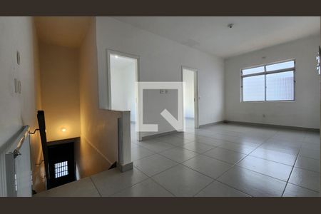 Sala de casa para alugar com 3 quartos, 120m² em Paquetá, Santos