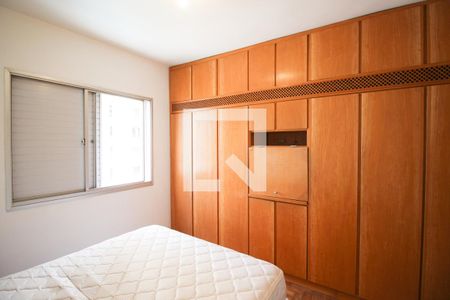 Quarto 1 de apartamento à venda com 2 quartos, 55m² em Vila Uberabinha, São Paulo