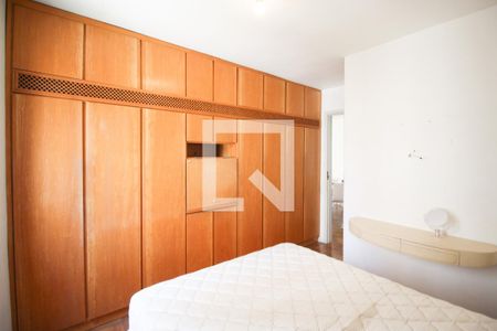 Quarto 1 de apartamento à venda com 2 quartos, 55m² em Vila Uberabinha, São Paulo