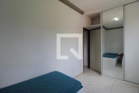 Quarto 1 de apartamento para alugar com 2 quartos, 53m² em Heliópolis, Belo Horizonte