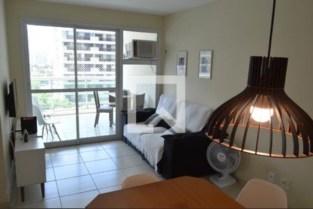 Sala de apartamento para alugar com 3 quartos, 70m² em Jacarepaguá, Rio de Janeiro