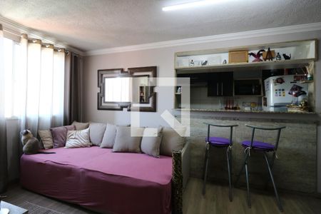 Sala de apartamento para alugar com 3 quartos, 64m² em Parque Sao Vicente, Santo André