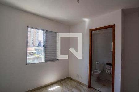 Suíte de apartamento para alugar com 2 quartos, 60m² em Vila Santa Teresa, Santo André