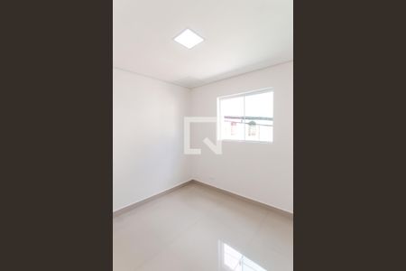 Suíte   de casa para alugar com 2 quartos, 81m² em Vila Nivi, São Paulo