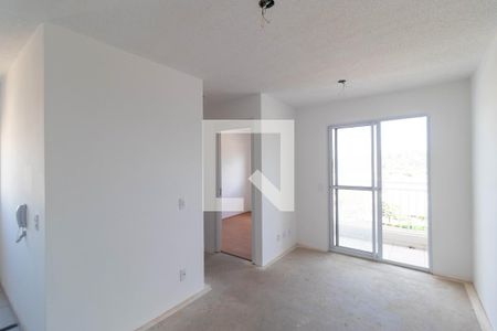 Salas de apartamento para alugar com 2 quartos, 43m² em Jardim Ipaussurama, Campinas